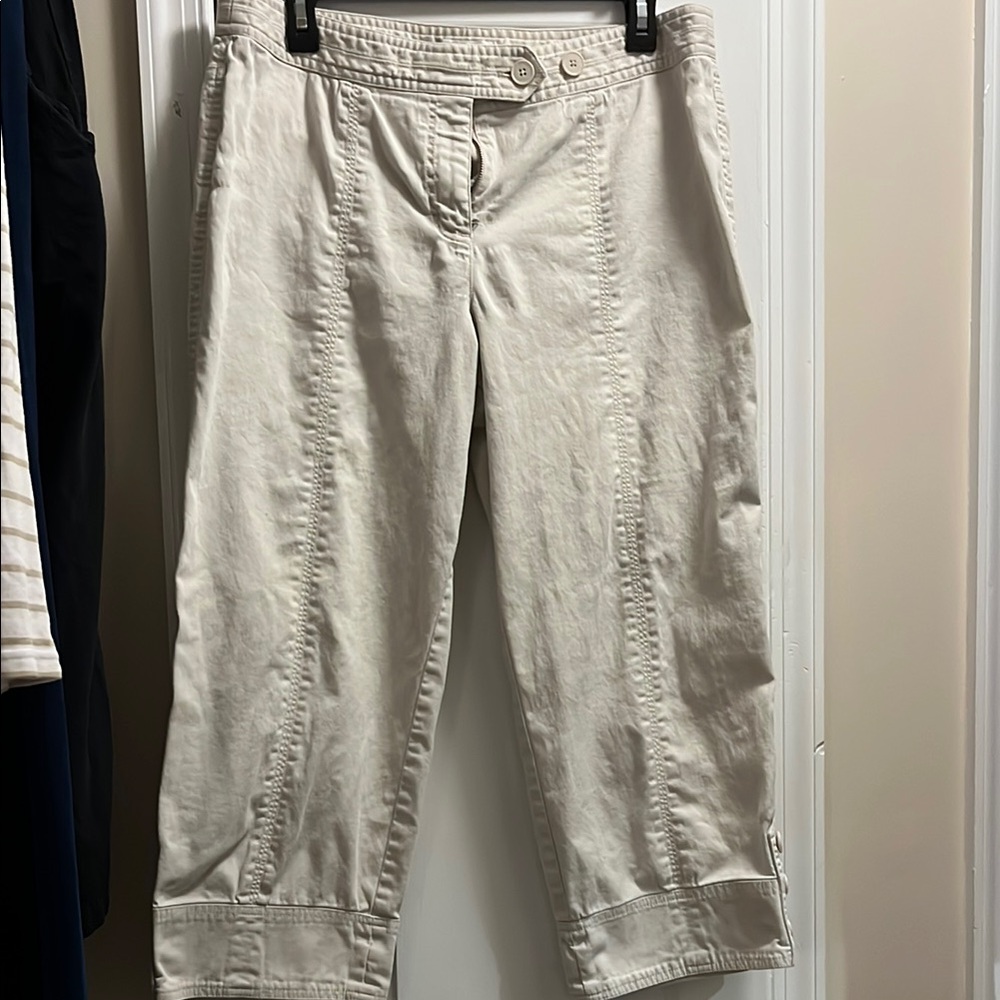 LOFT Cream Capris